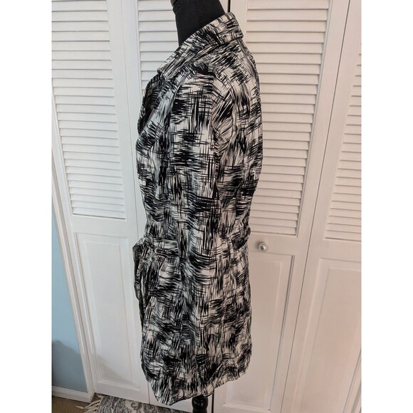 Talie Trench Coat Women's M NEW Tags Black White Geometric Belted Pockets Career - Picture 7 of 12